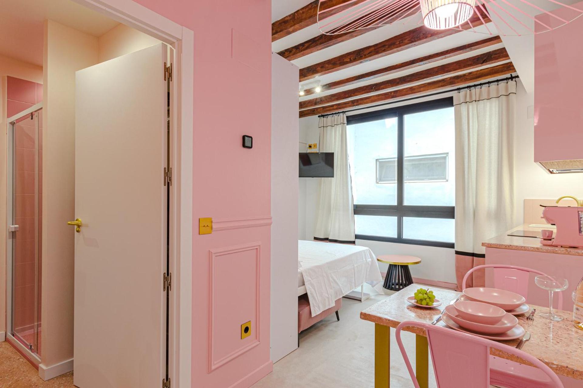 Glamorous Pink Studio In City Center Alicante Zewnętrze zdjęcie