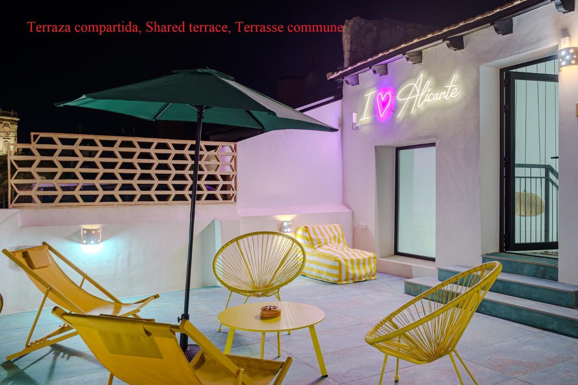 Glamorous Pink Studio In City Center Alicante Zewnętrze zdjęcie